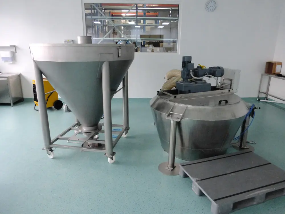 Pojízdný kuželový kontejner